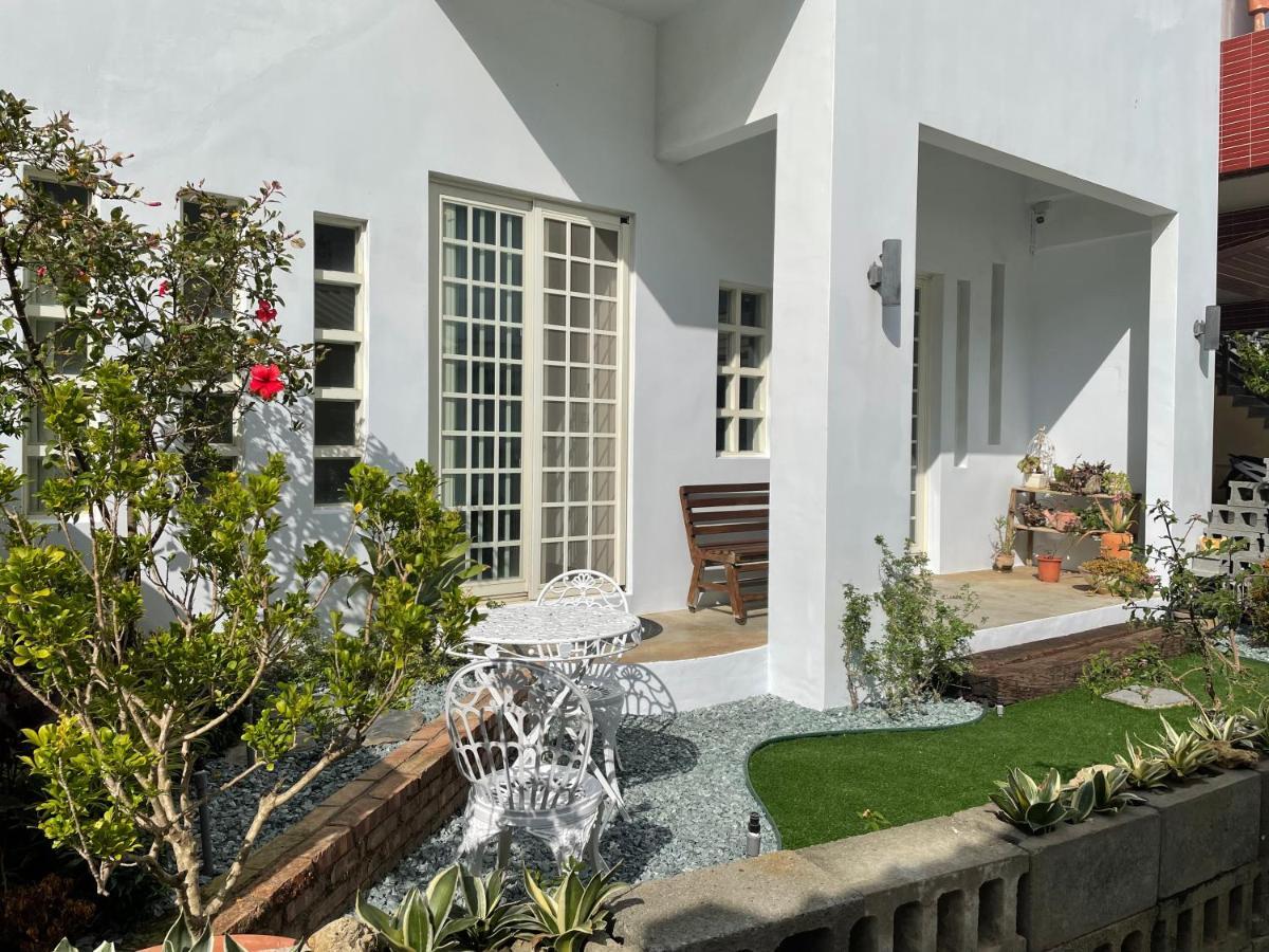 Bed and Breakfast 白砂灣藍海之丘blue Ocean Hill à Heng-ch'un Extérieur photo